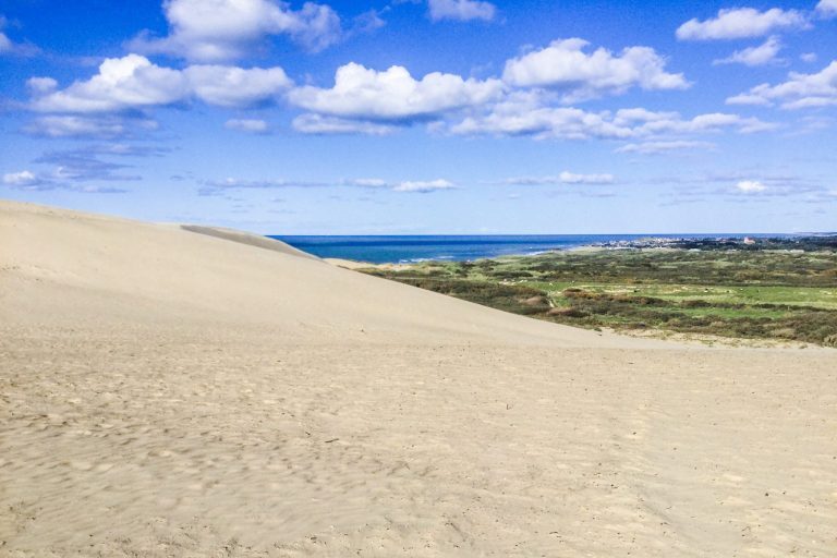 Hiekkadyyniä Lonstrupissa.