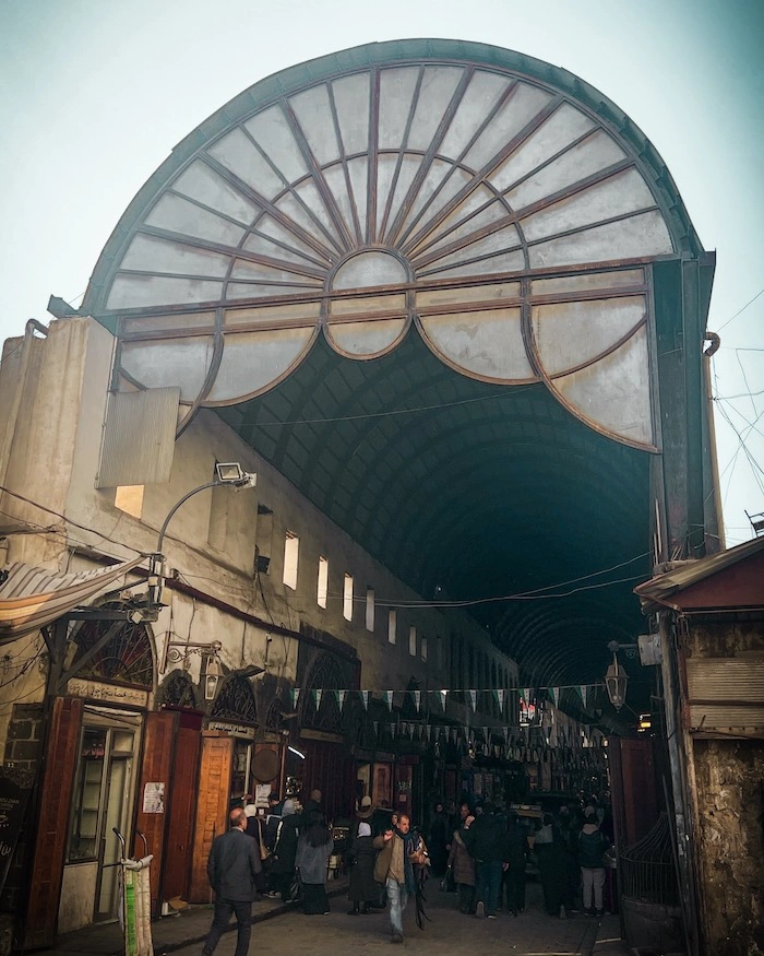 Damaskoksen markkina-alueen sisäänkäynti.