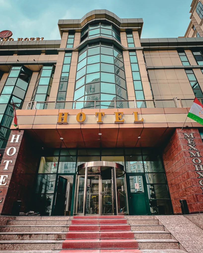 Asia Grand -hotelli Dušanbessa Tadžikistanissa.